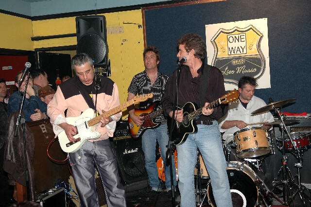 min 2006 11 17 one way 177